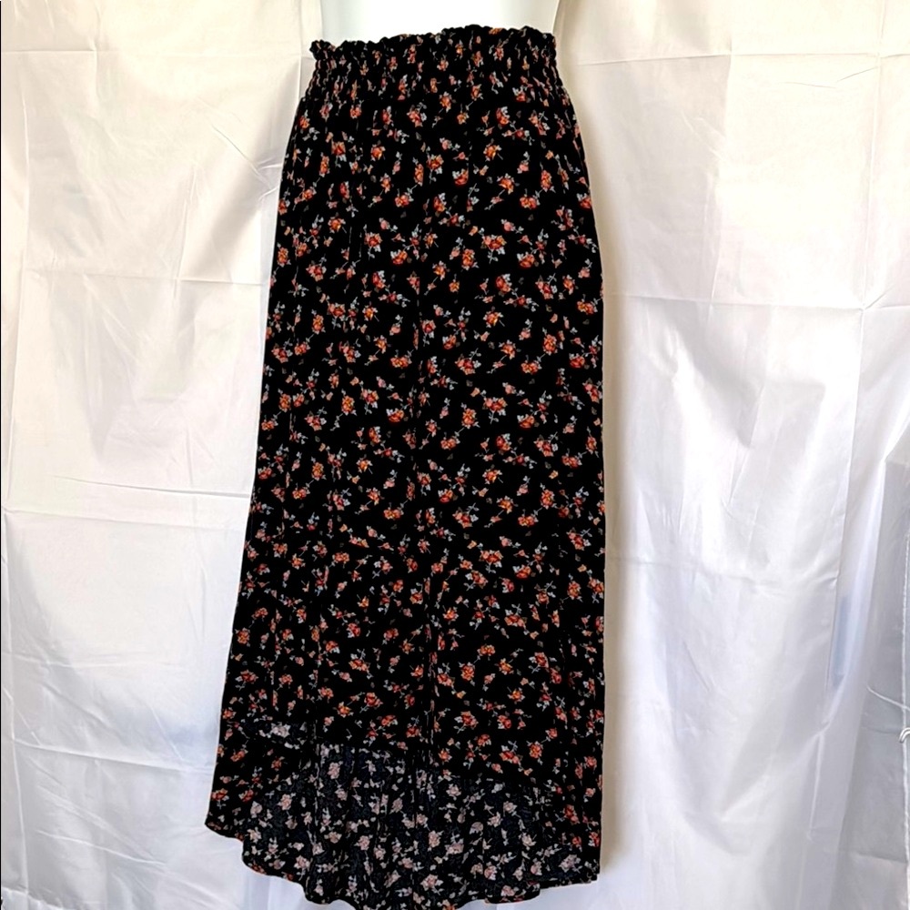 Skirt with High-Low Hem